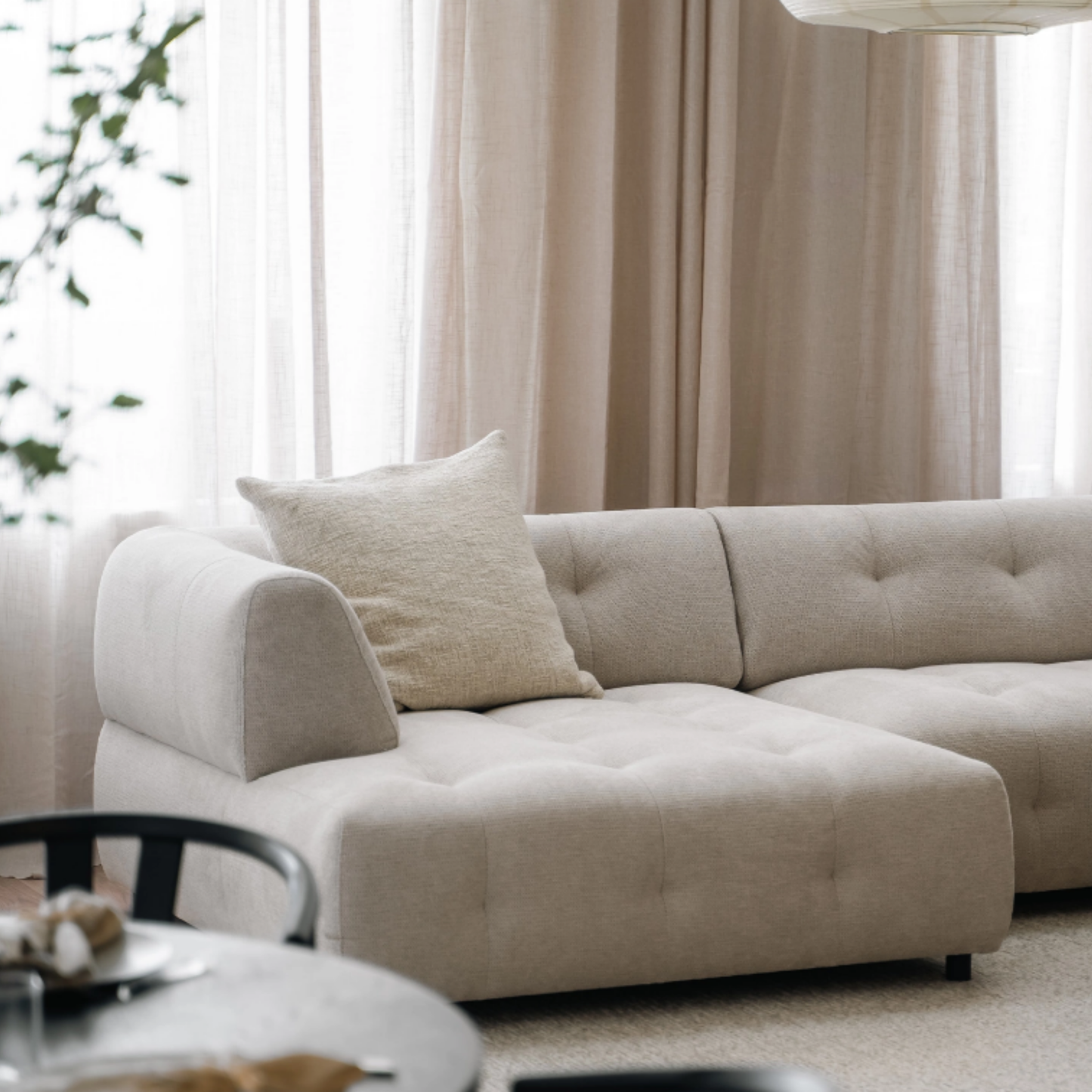Mina 2-Piece Modern Sectional Ivory 96"
