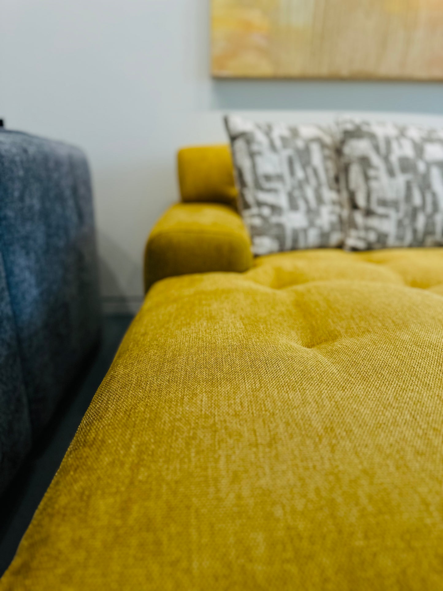 Bob 2-Piece Chaise Sectional Yellow 92"