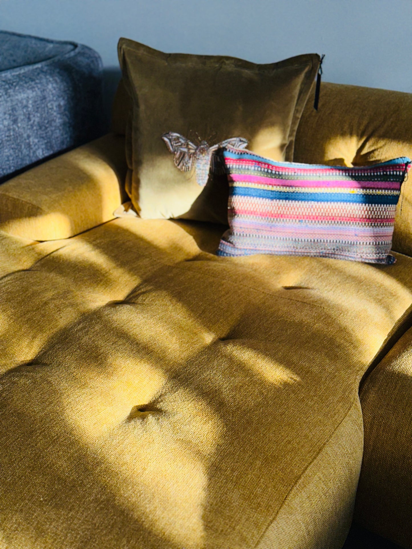 Bob 2-Piece Chaise Sectional Yellow 92"
