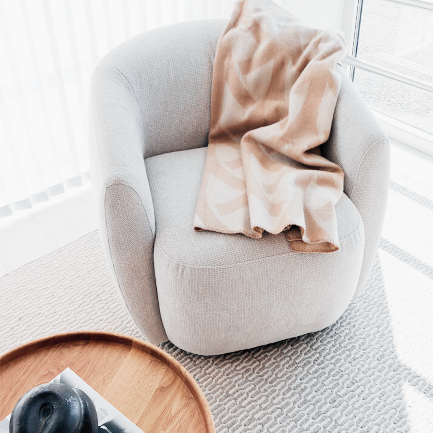 Gela Swivel Armchair White 33" Woven Boucle Fabric