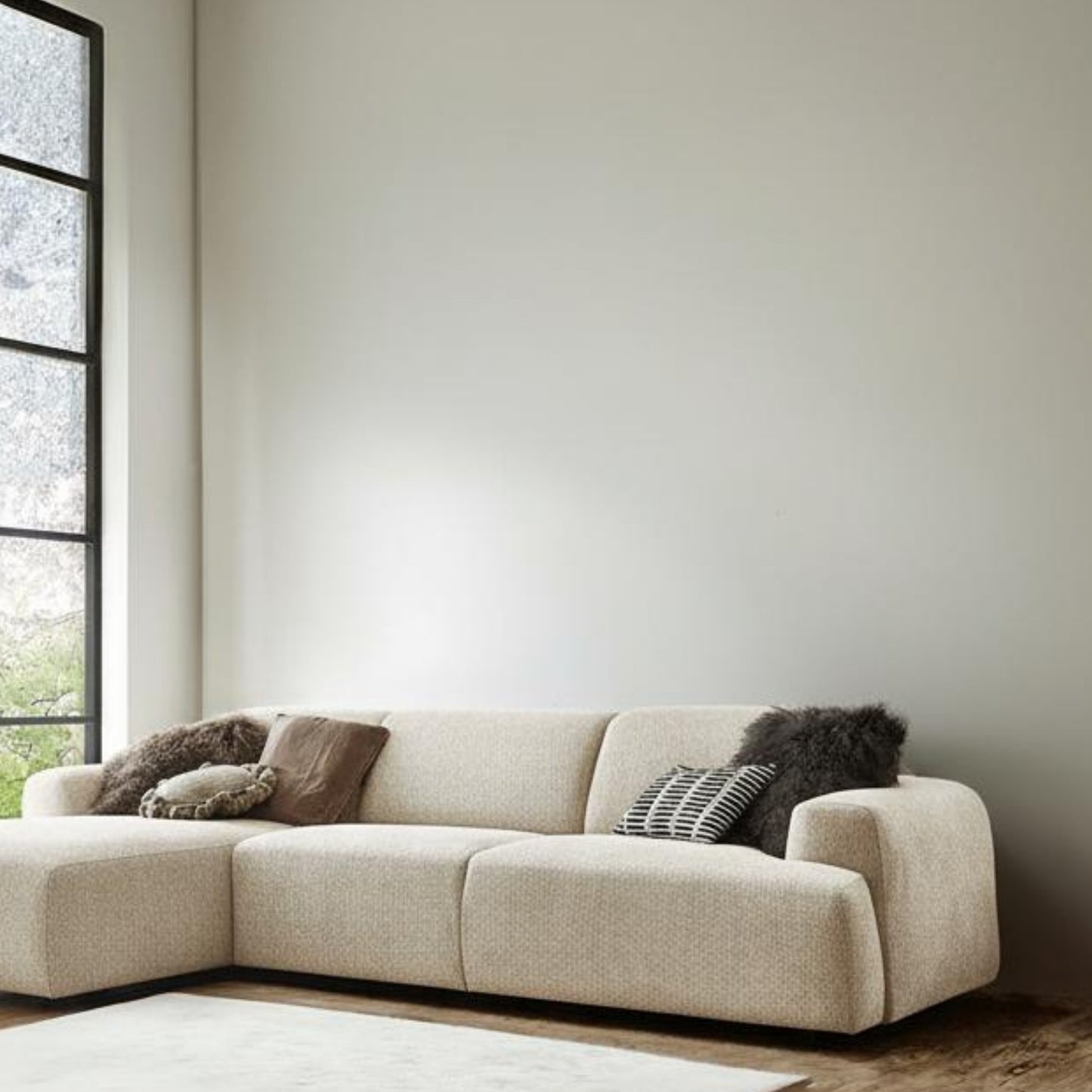 Kanto 2-Piece Chaise Sectional 102"