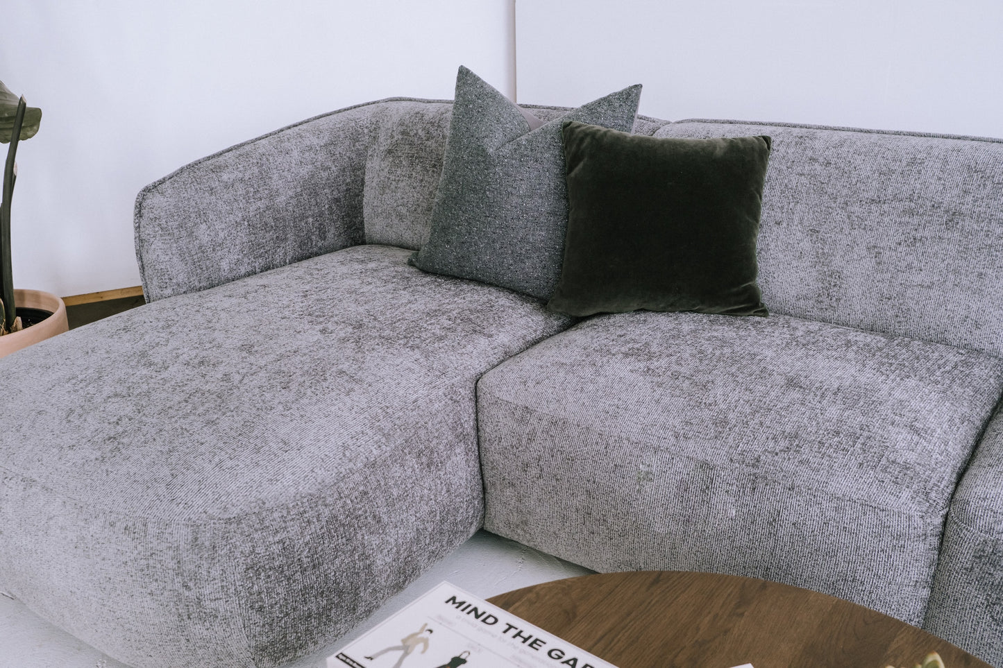 Loures U-Shape Sectional Sofa Iron Grey 139"