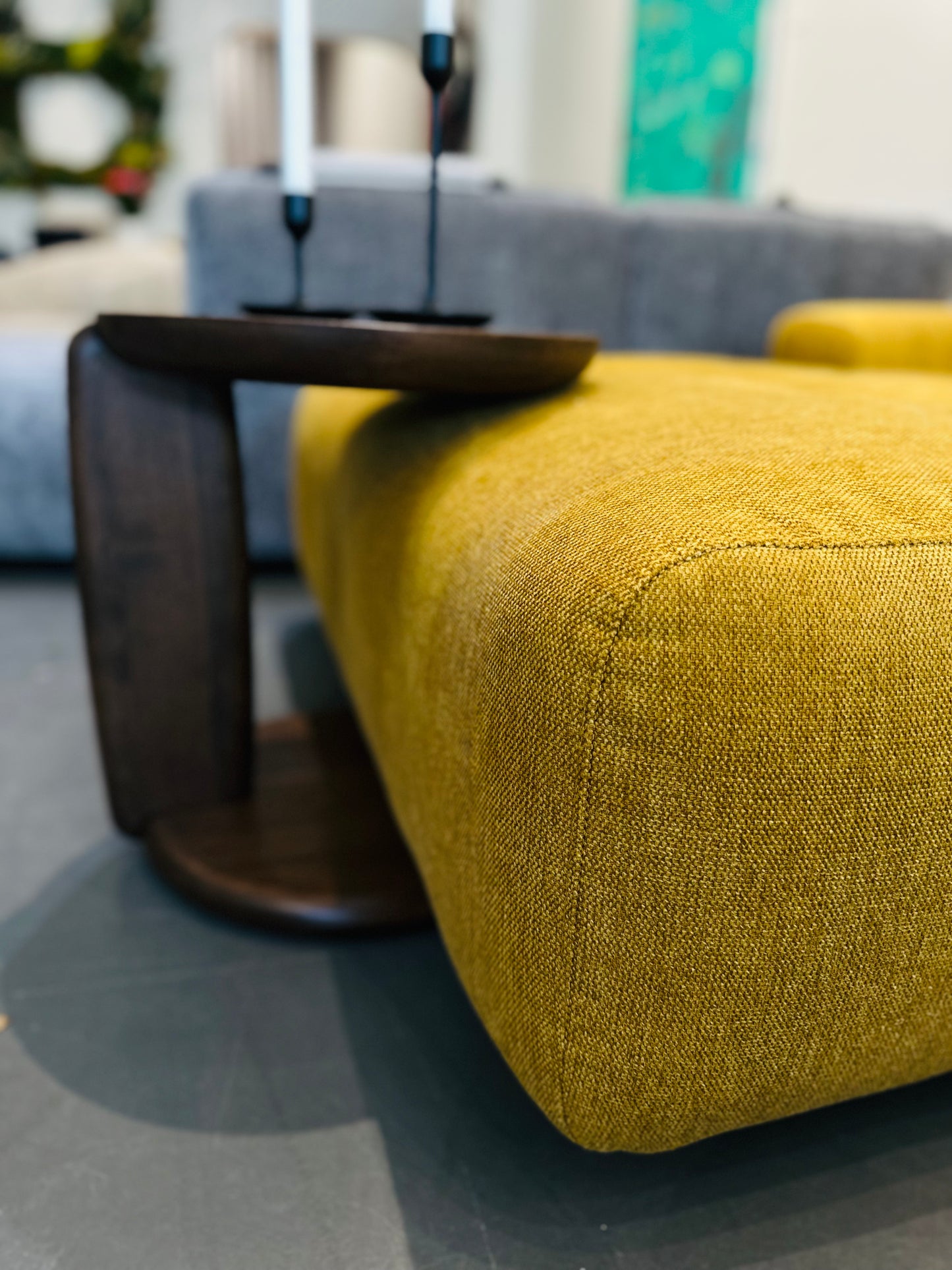 Bob 2-Piece Chaise Sectional Yellow 92"