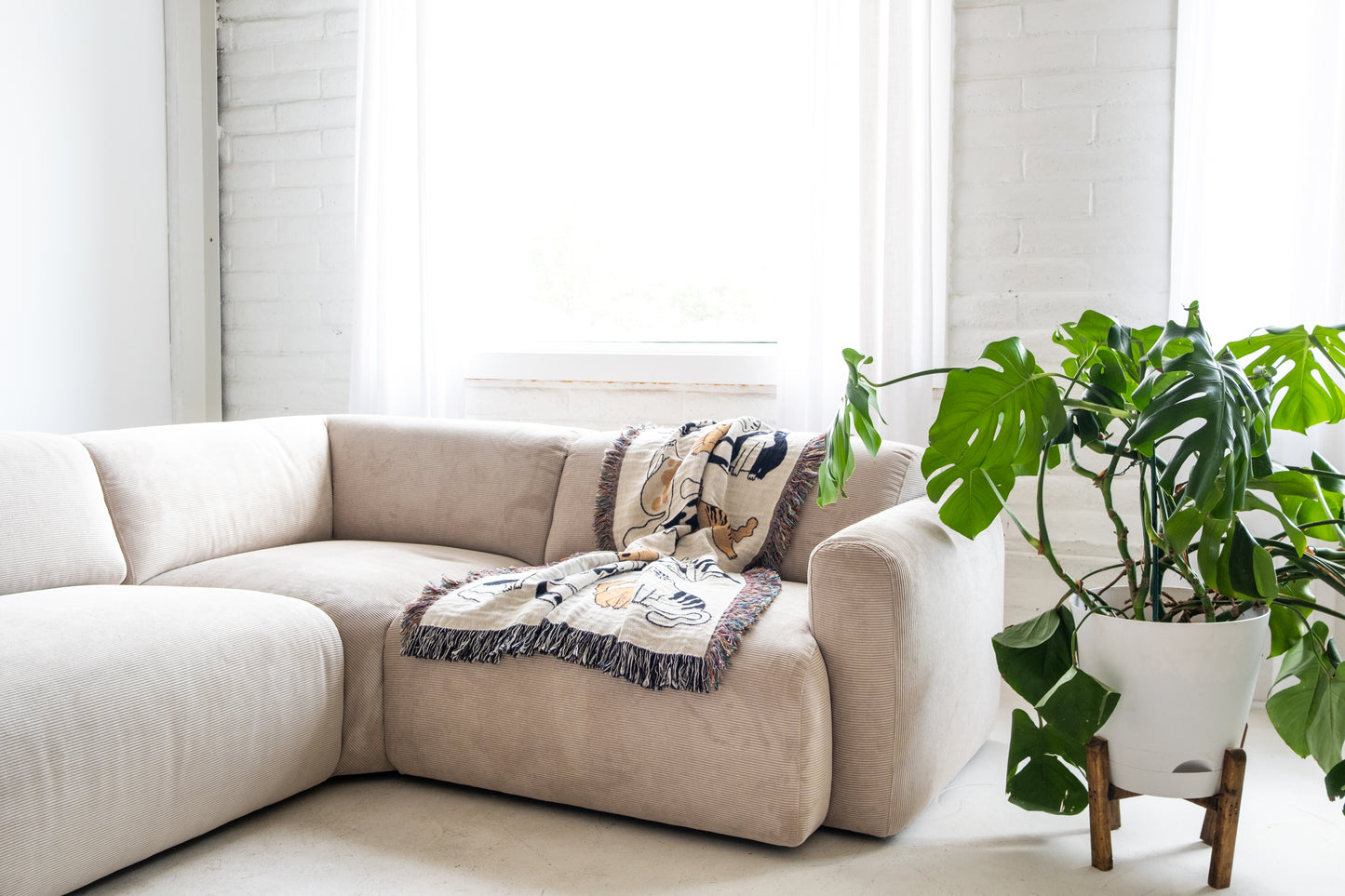 Imola 4-piece Sectional Corduroy 120"